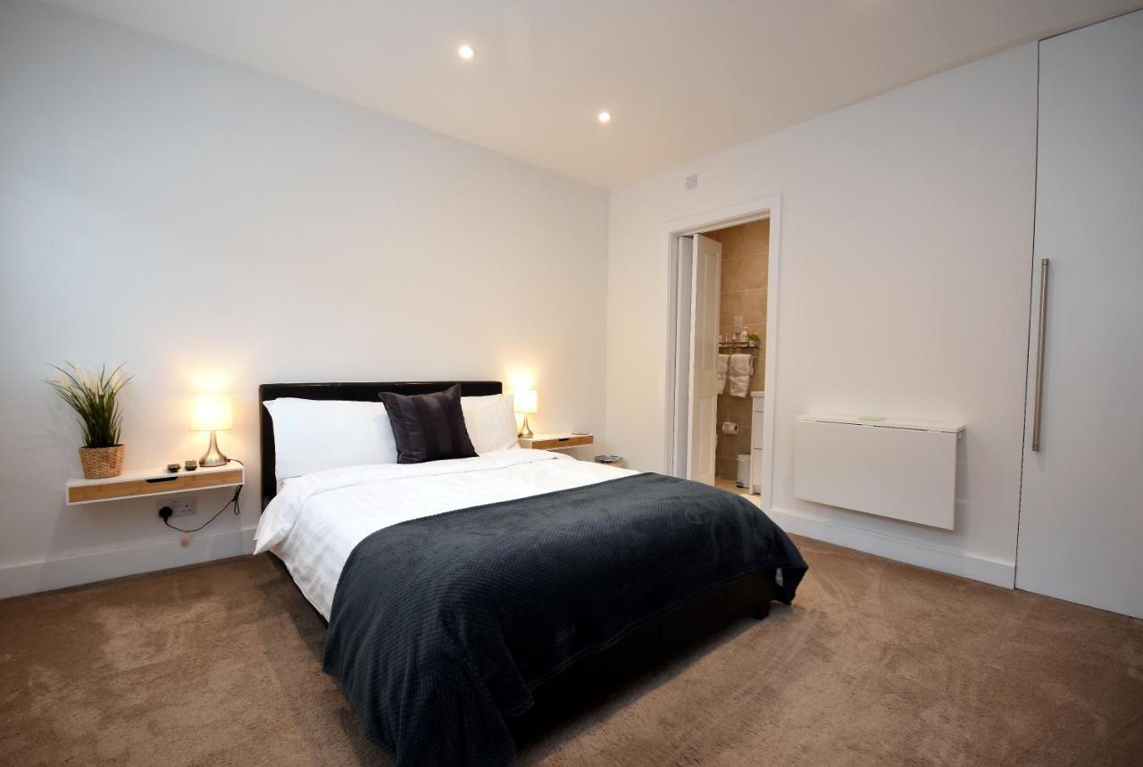Apple Tree Place B&B Tadley Kültér fotó