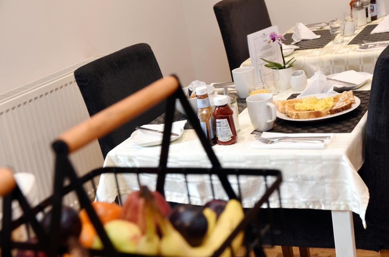 Apple Tree Place B&B Tadley Kültér fotó